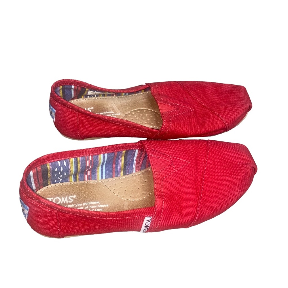 TOMS  classic women’s canvas shoes